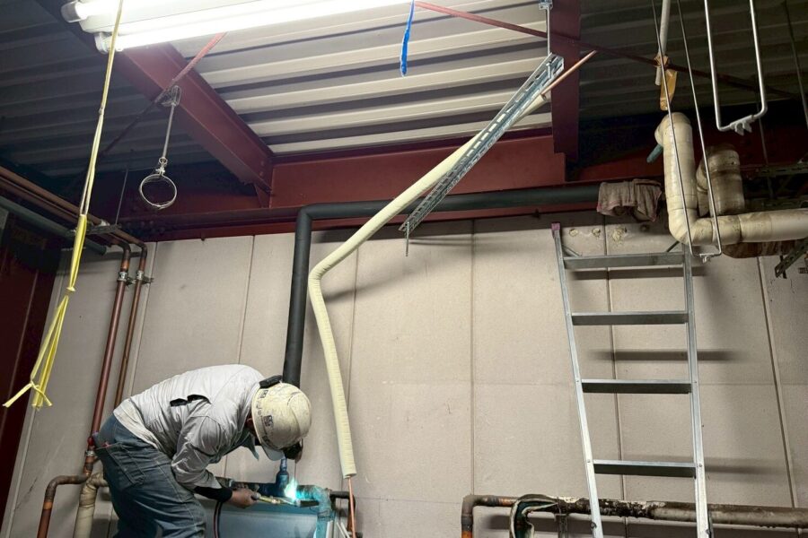 厨房・空調・電気・給排水設備